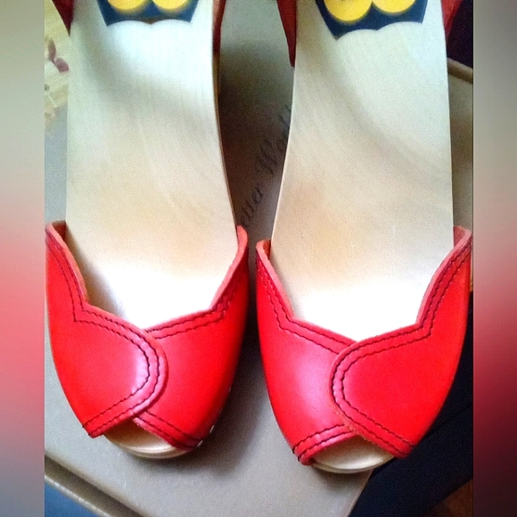 Swedish Hasbeens Red Heart Sandals - Picture 13 of 16